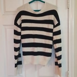 Black & Cream Twist Back Sweater